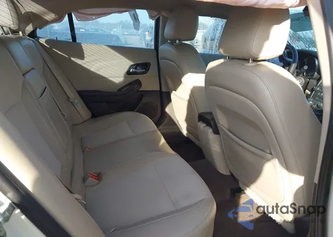 2013 Chevrolet Malibu Eco from USA, damaged, VIN 1G11D5RR0DF111134